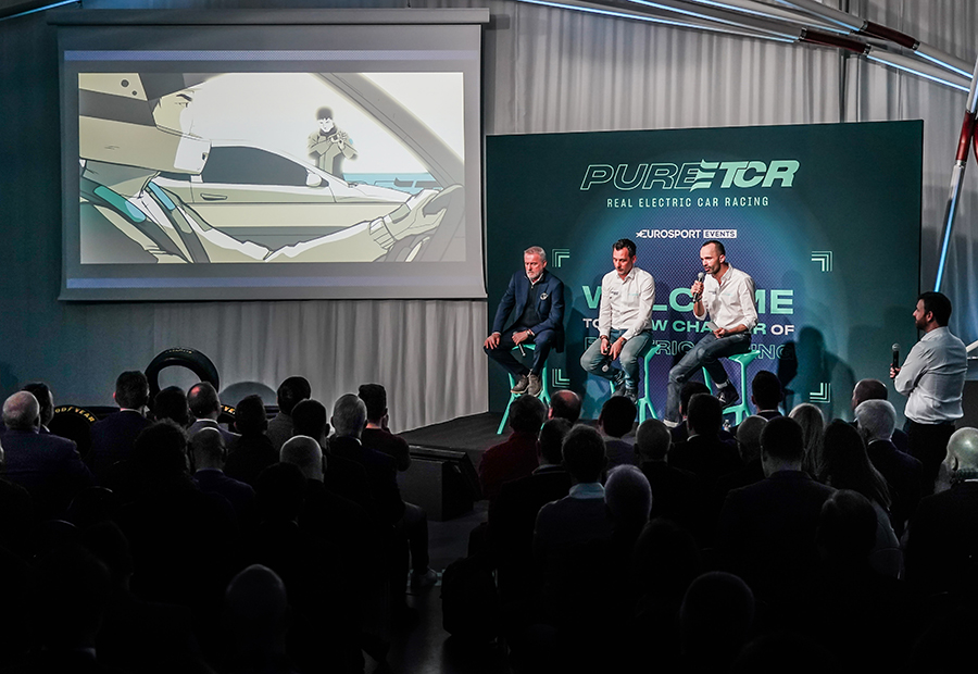 PURE ETCR launches new chapter in electric car racing